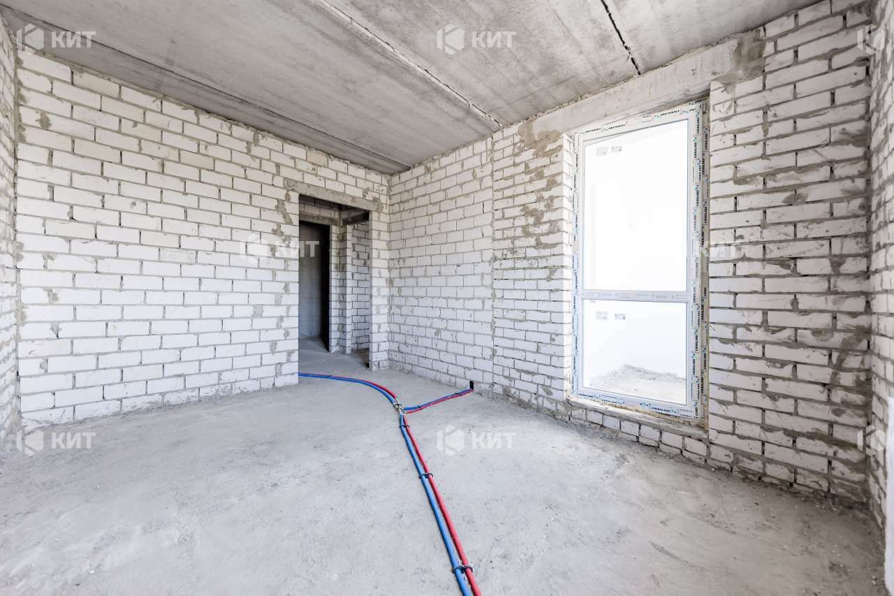 1834004474348744