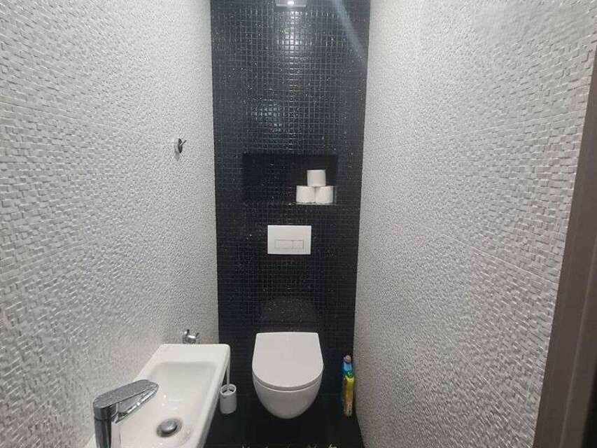 1835711954068744