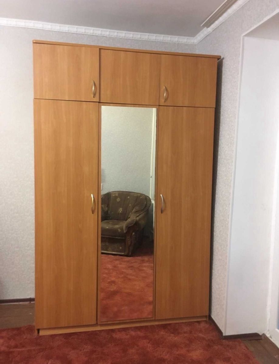1834717028066745