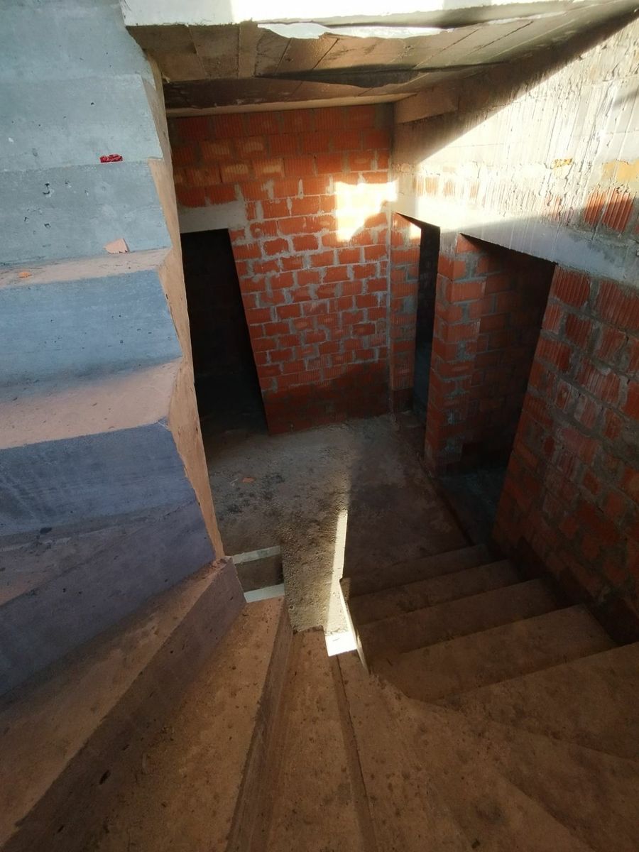 1835918502480746