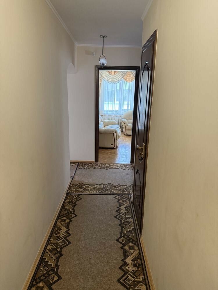 1835929735231746