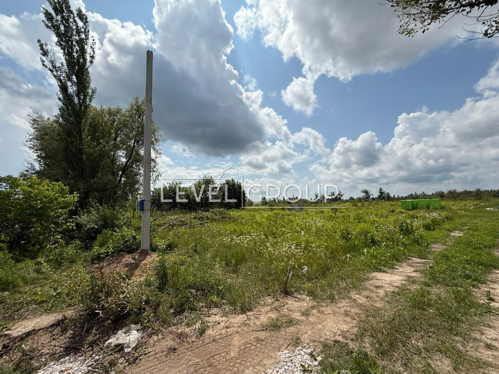 1836718153938748
