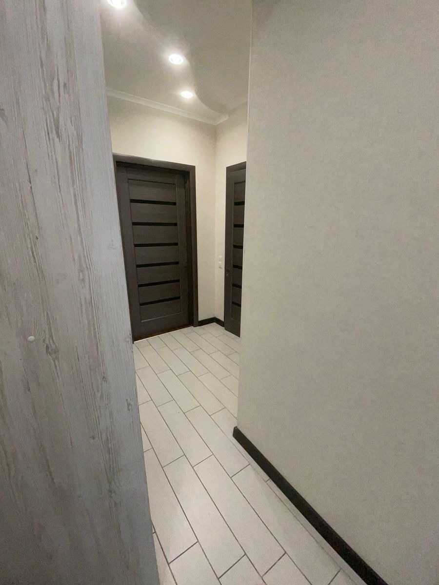 1835159791190749