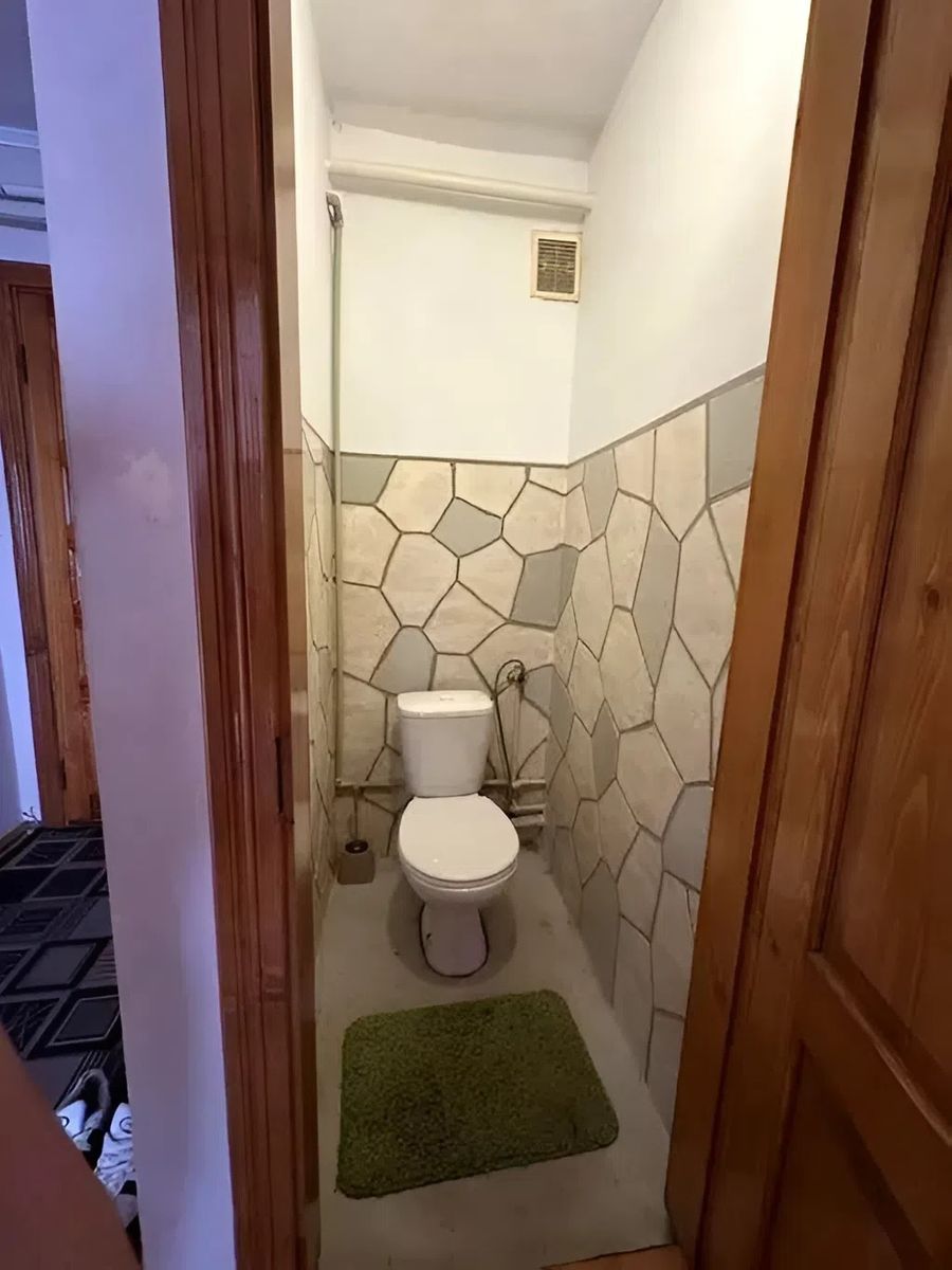 1836342362251749