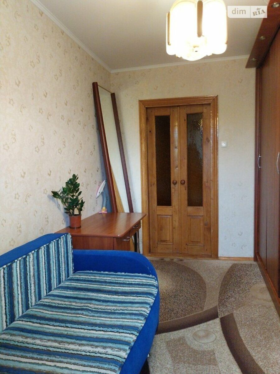 1838347452048749