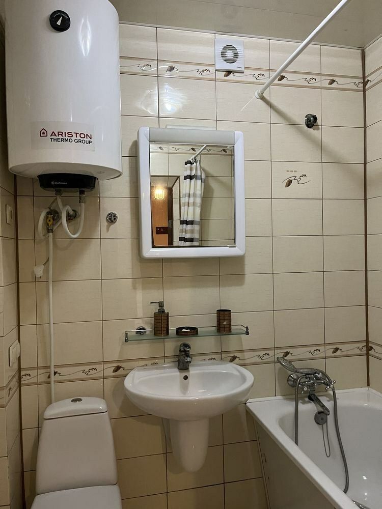 1835352499841075