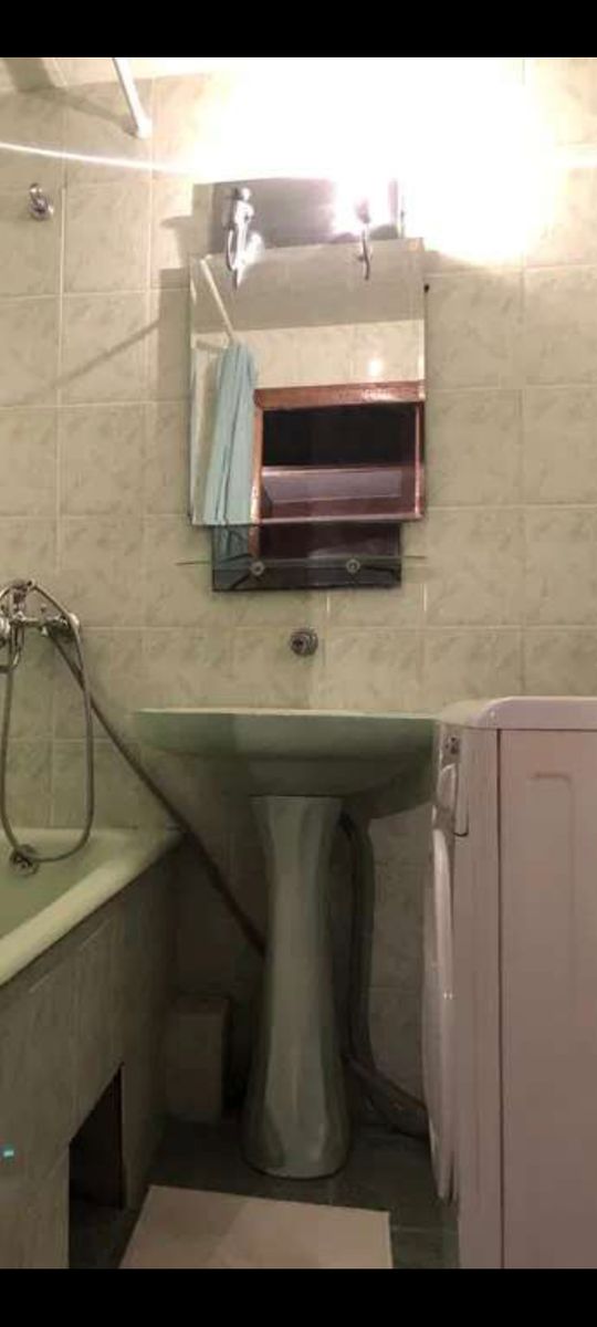 1839447973236750