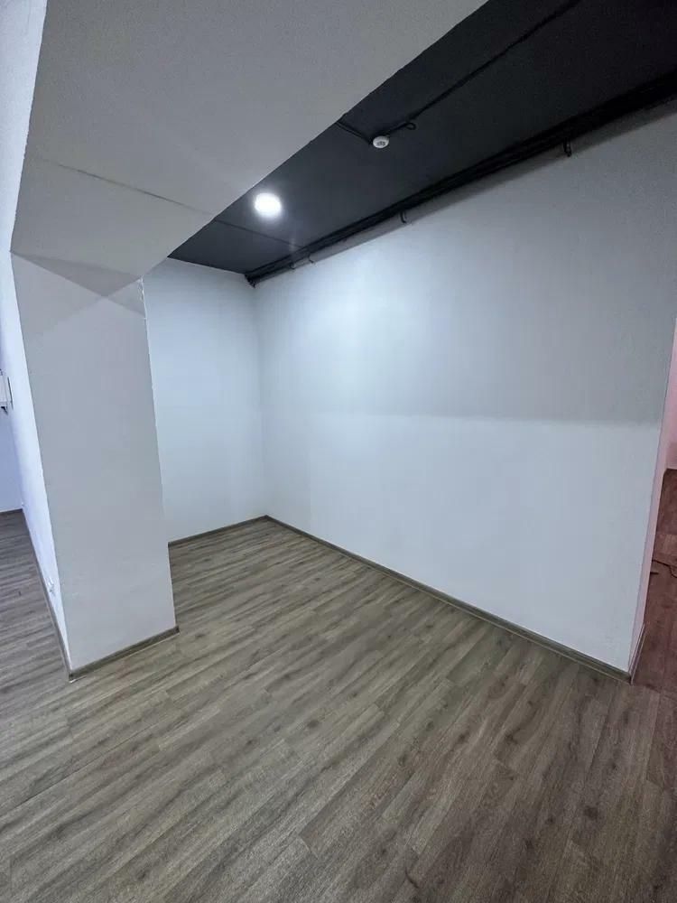 1830382423632751