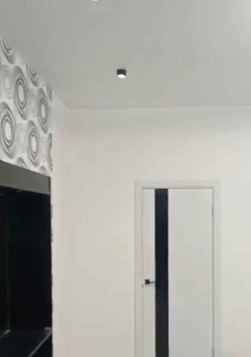 1838967784094751