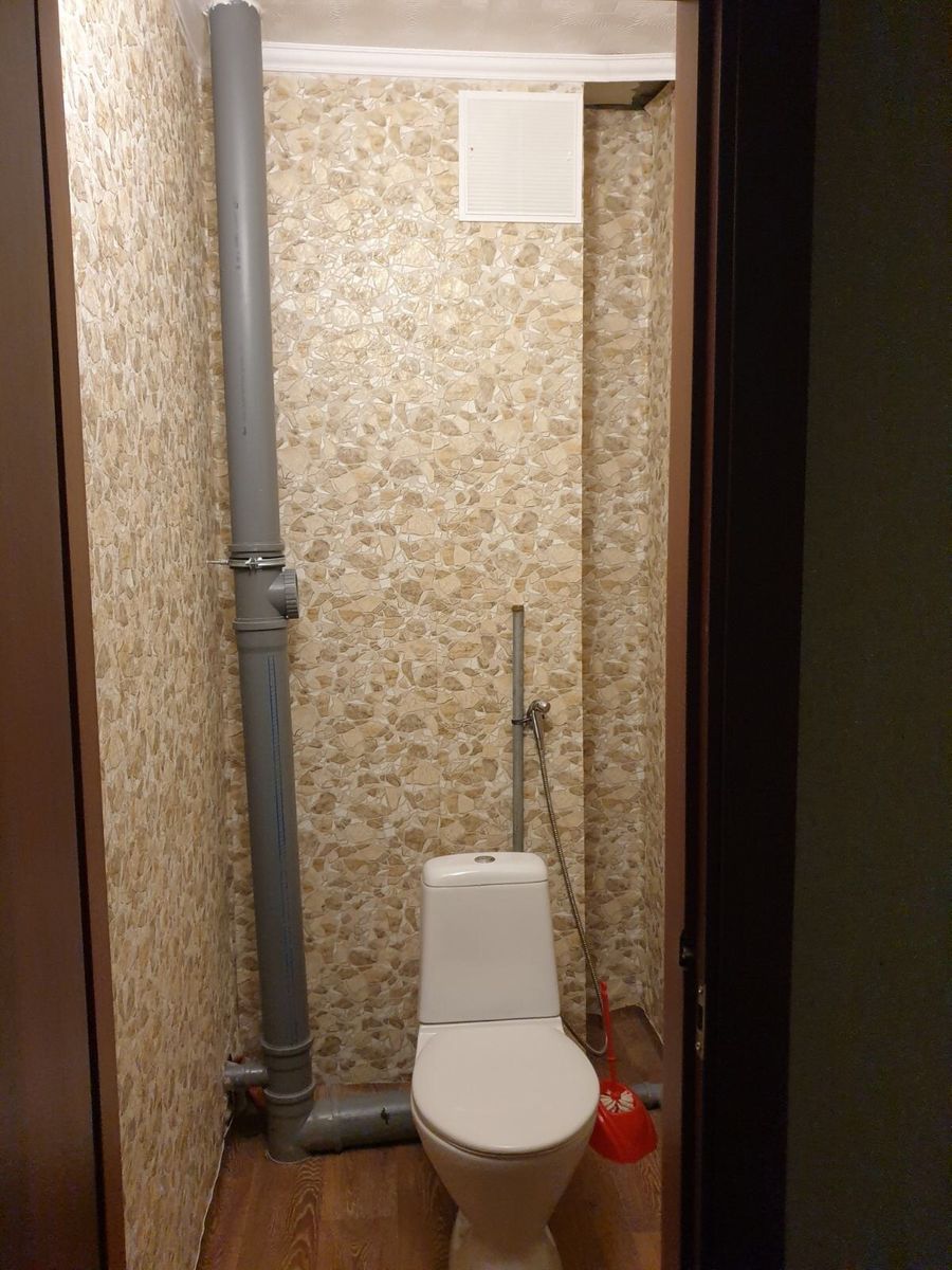 1686857536045754