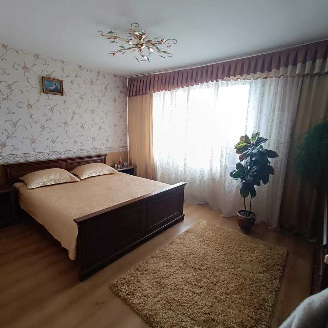 1833363216513754