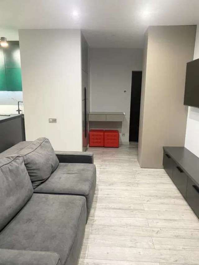 1830827718278756