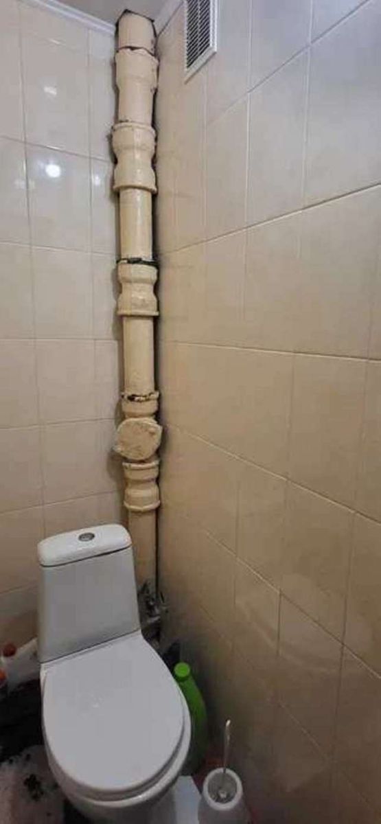 1833547548112756