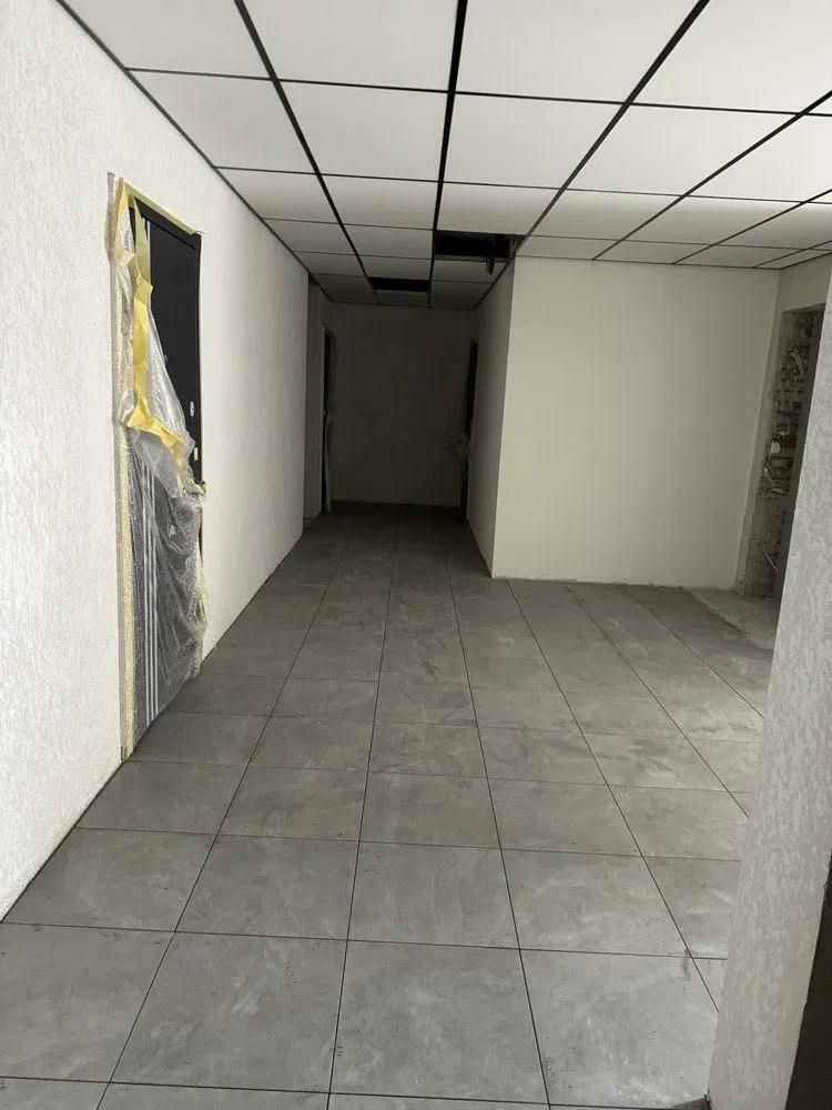 1834622635148756