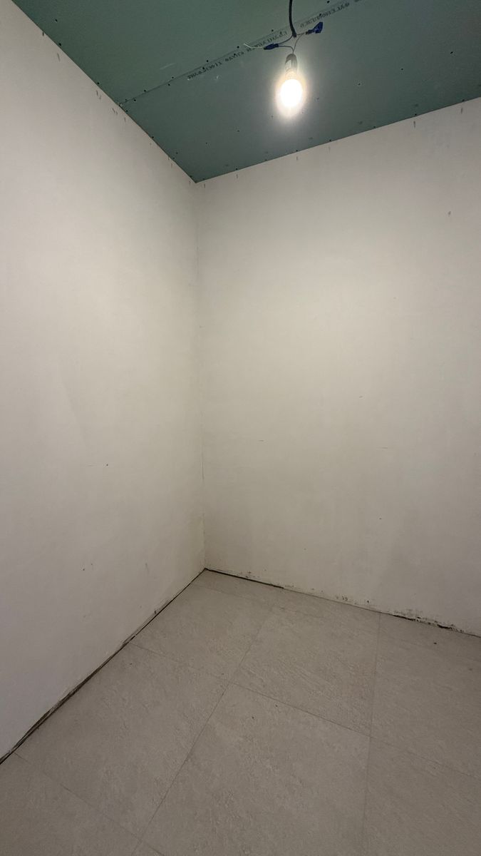 1832278375853757