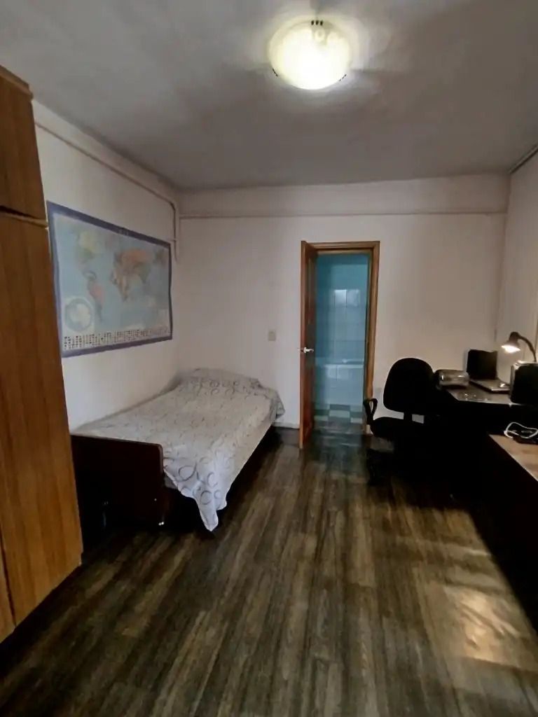 1839886975040757