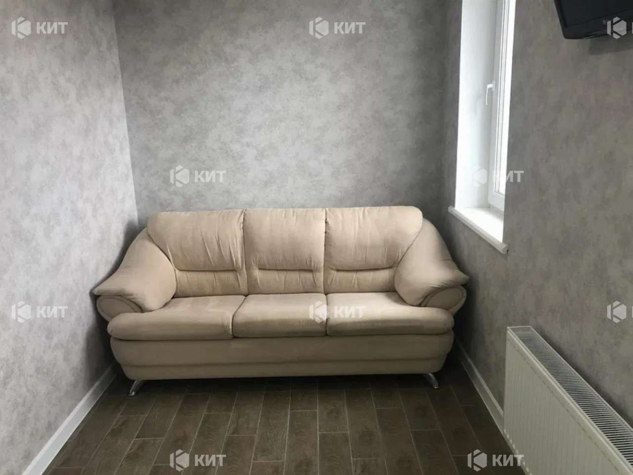 1834794611436758