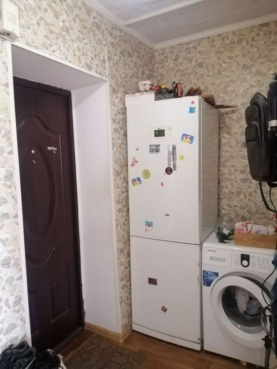 1837168949727759
