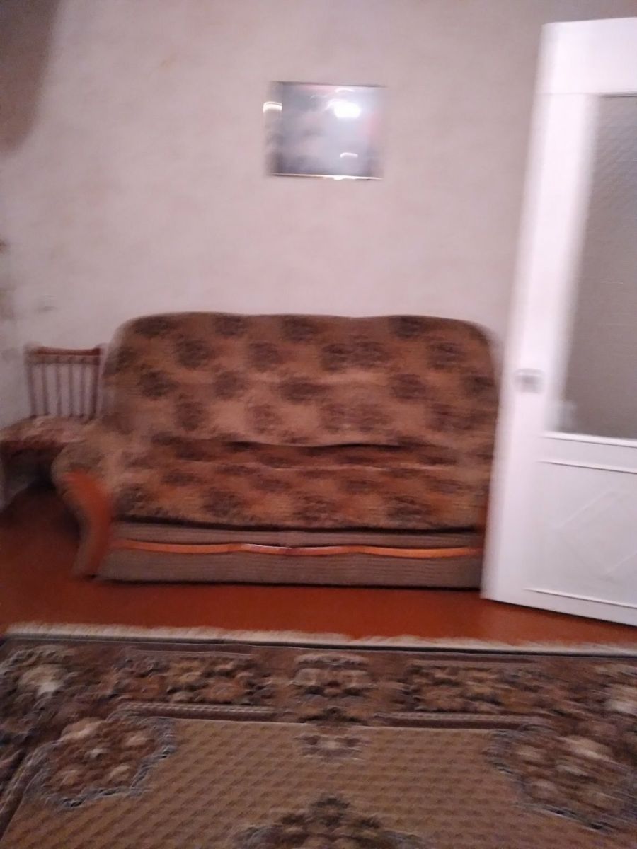 1831569303593076