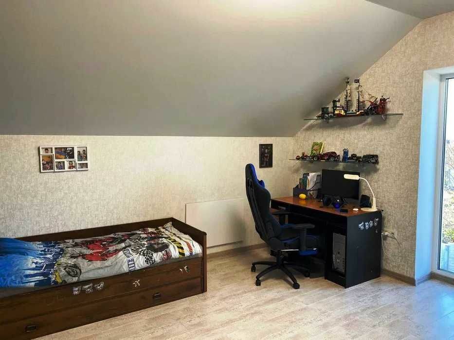 1836530722071076