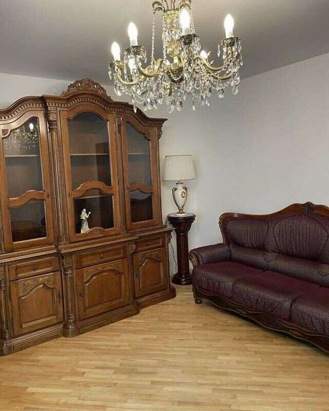 1837610947659076