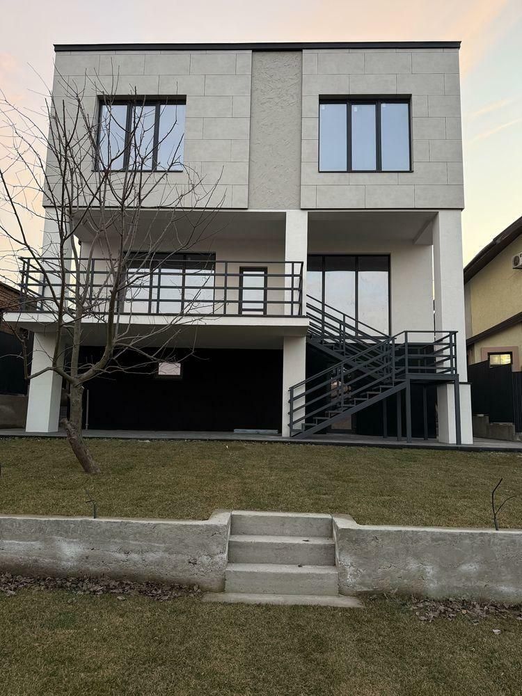 1835437306161760