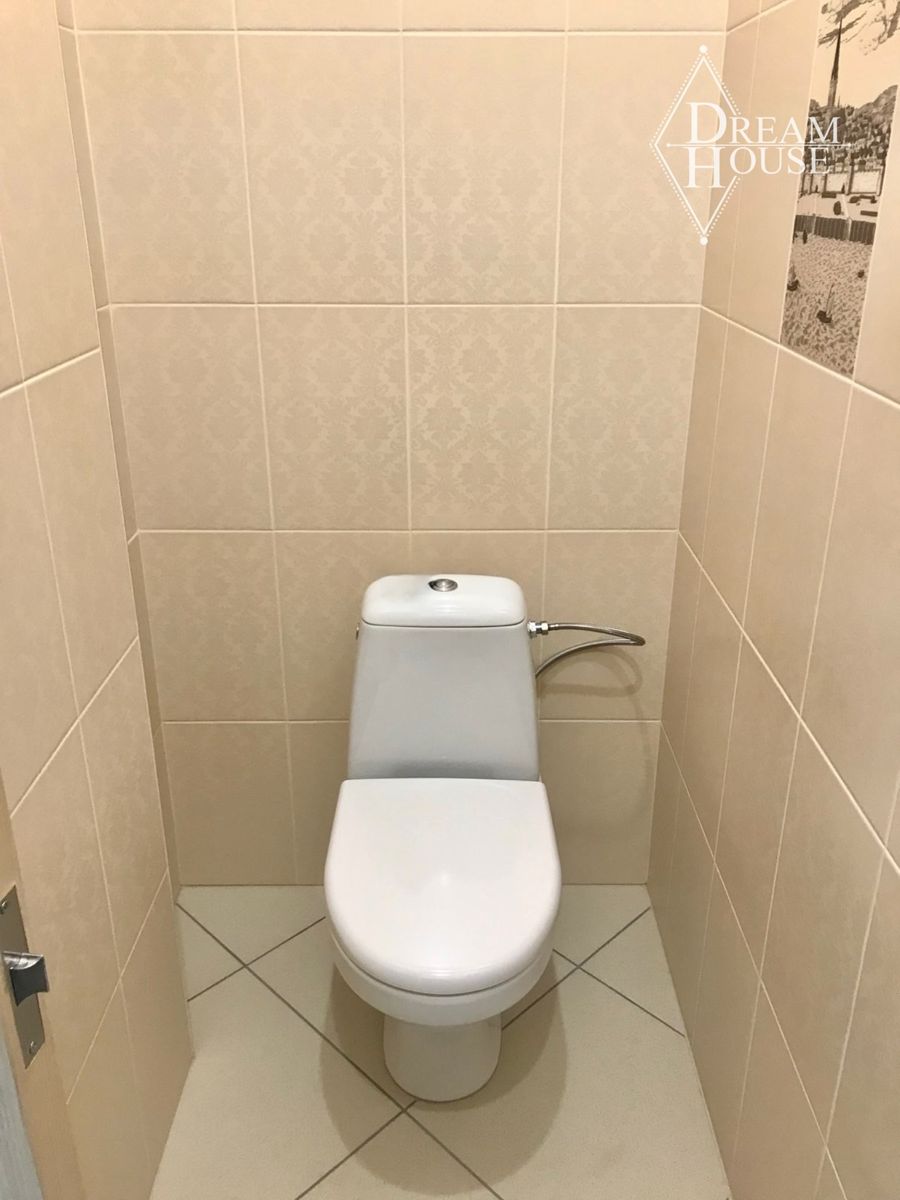 1832826244266761