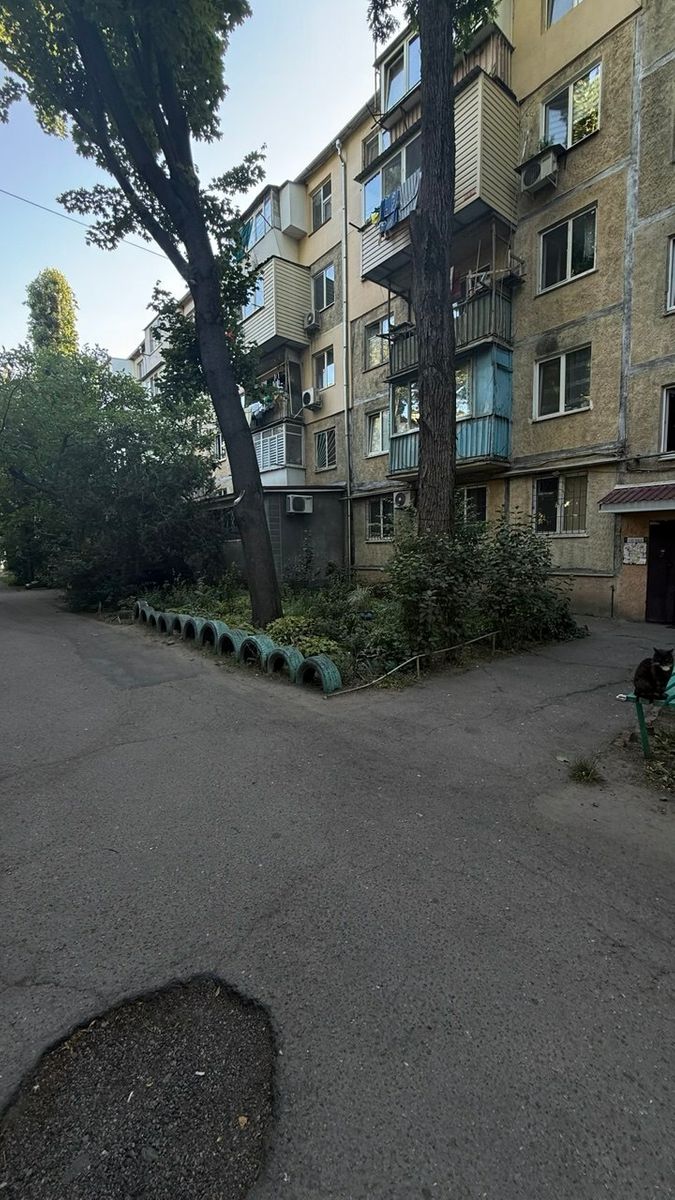 1835909765122761