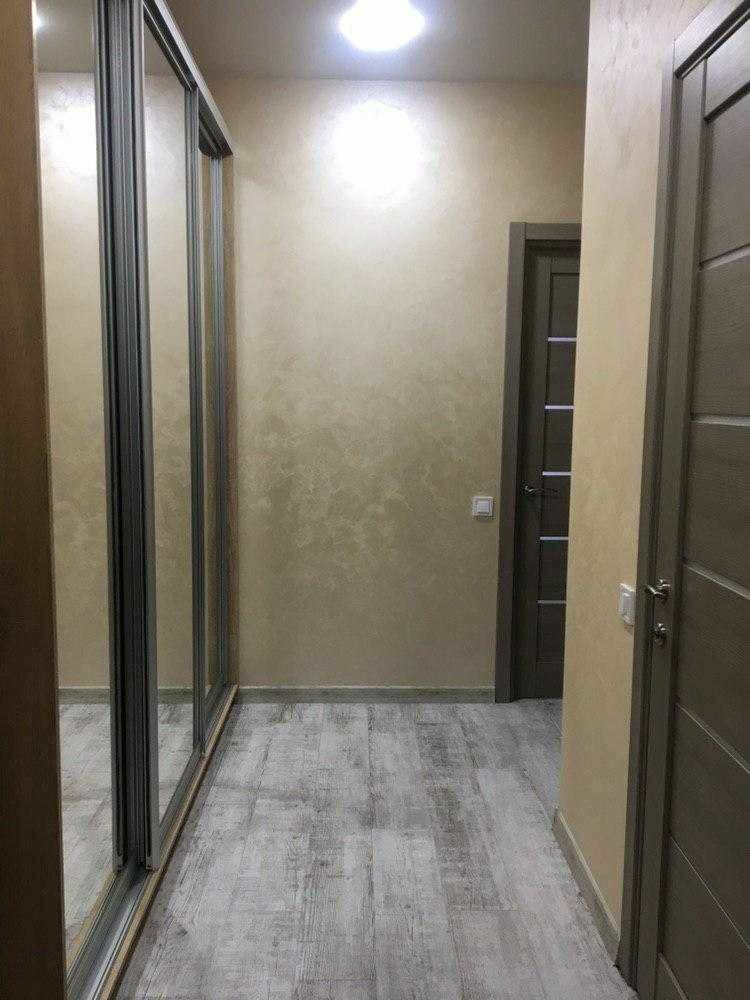 1833805089050762