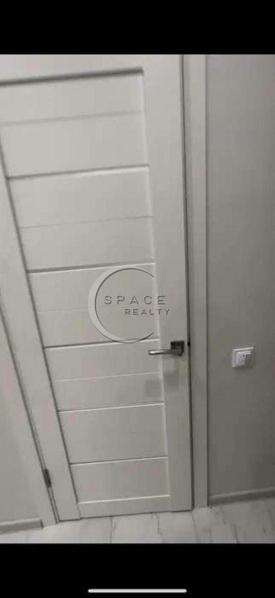 1835436551846764