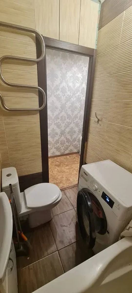 1839714762451764