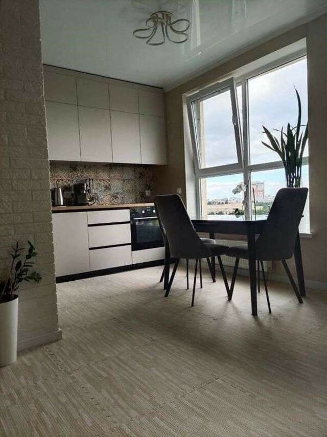 1833197408660765
