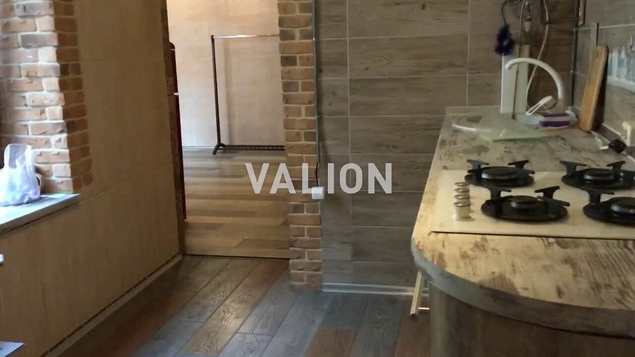 1840423825277765