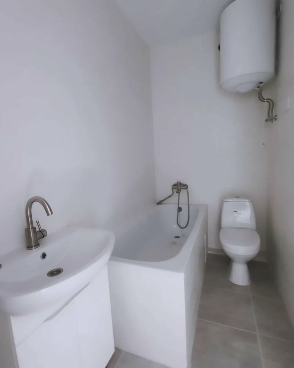 1830908449885766