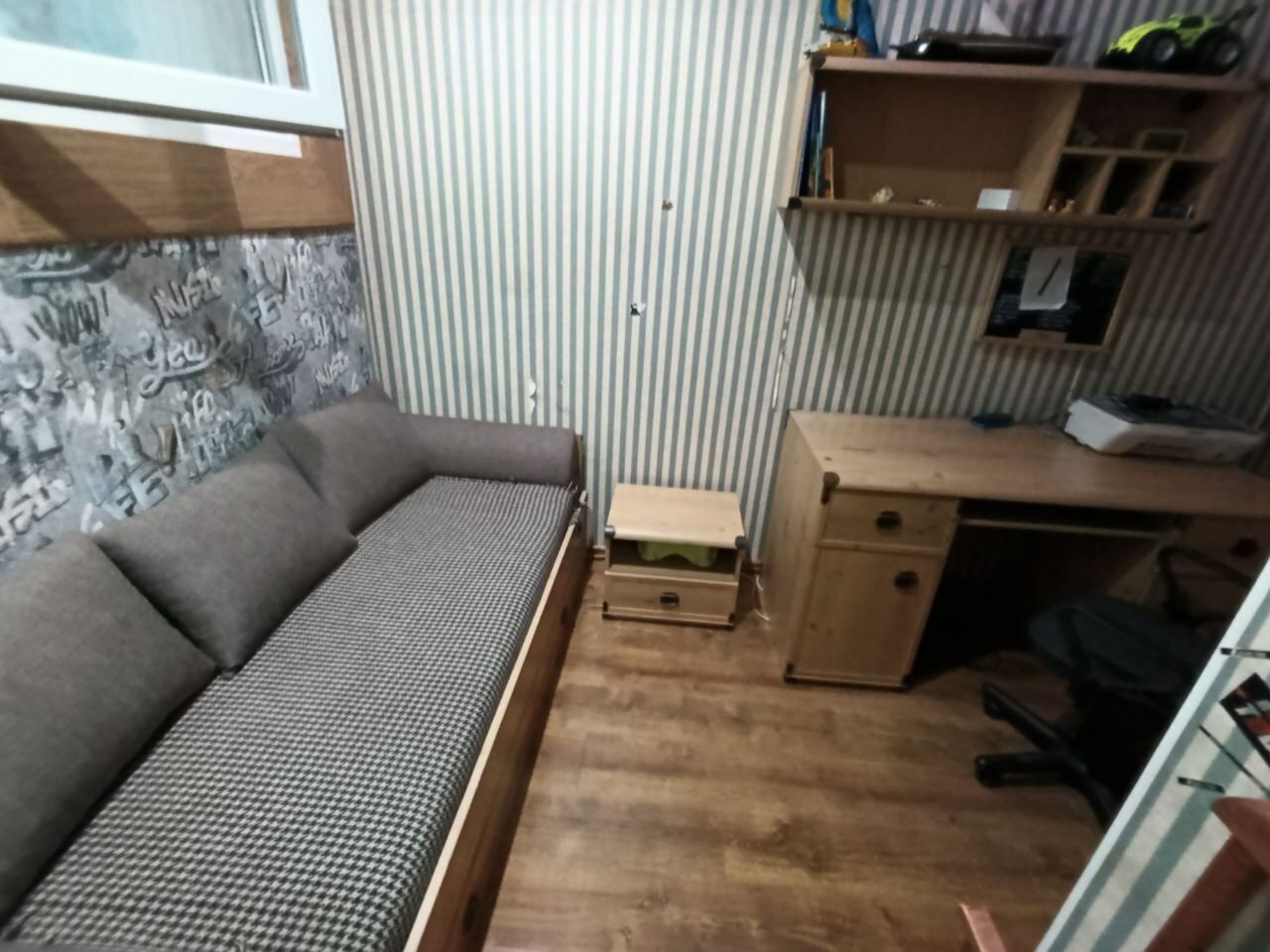 1833366167388766