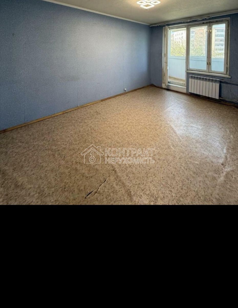 1835103692338077