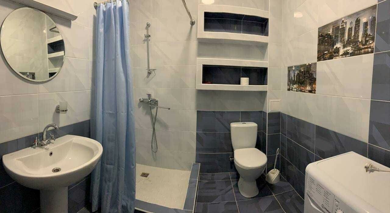 1837812738150771