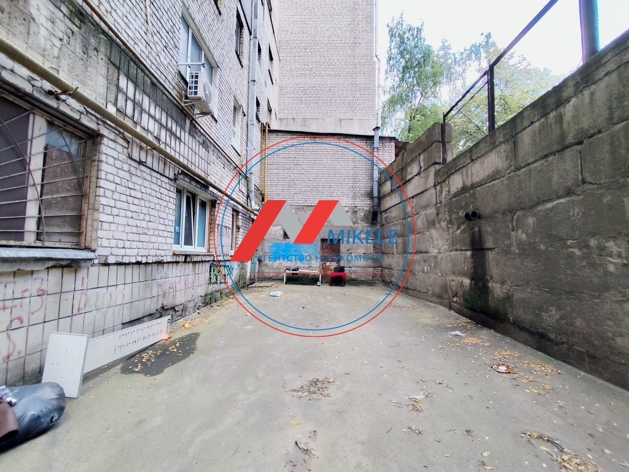 1837268057032772