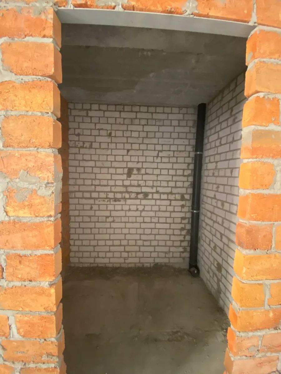 1832548584306773
