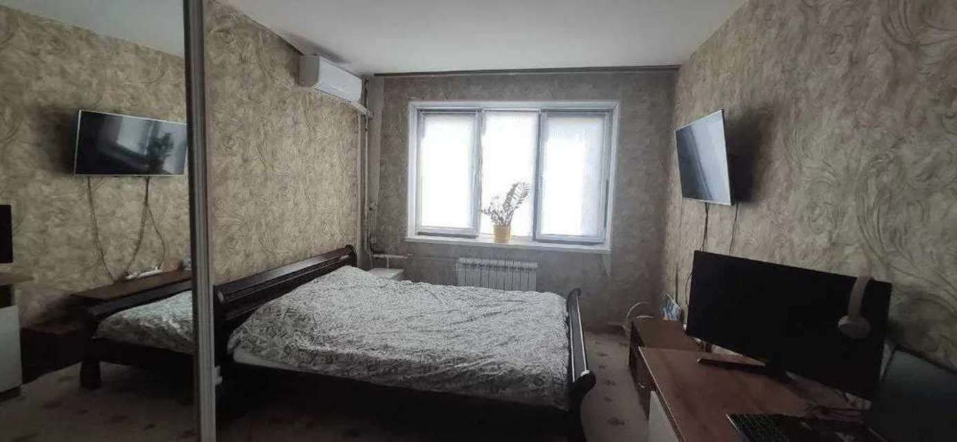 1832648714094773