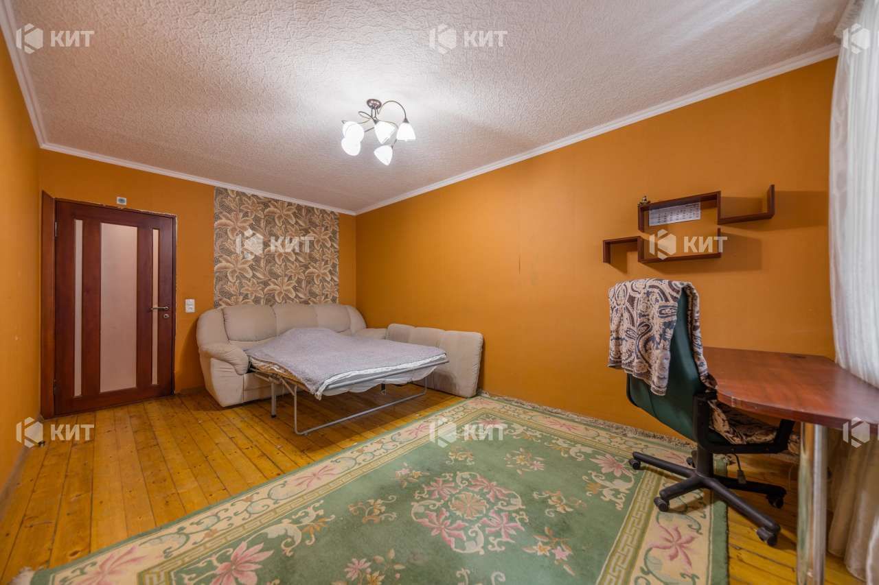 1841162218687773