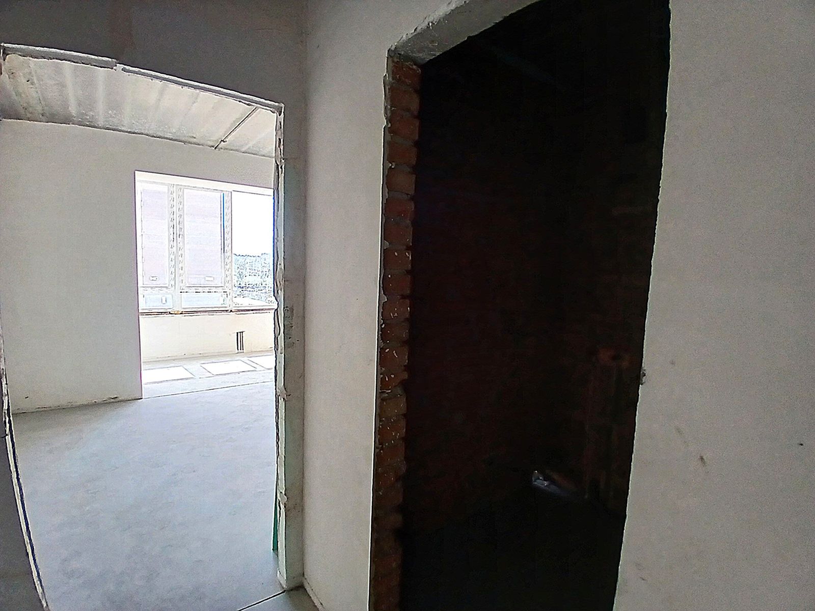 1838789338816774