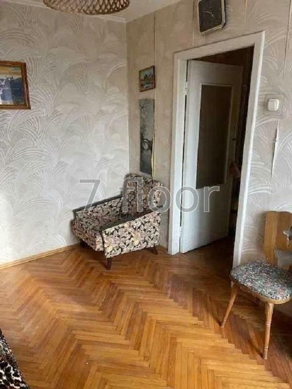 1831290838469775