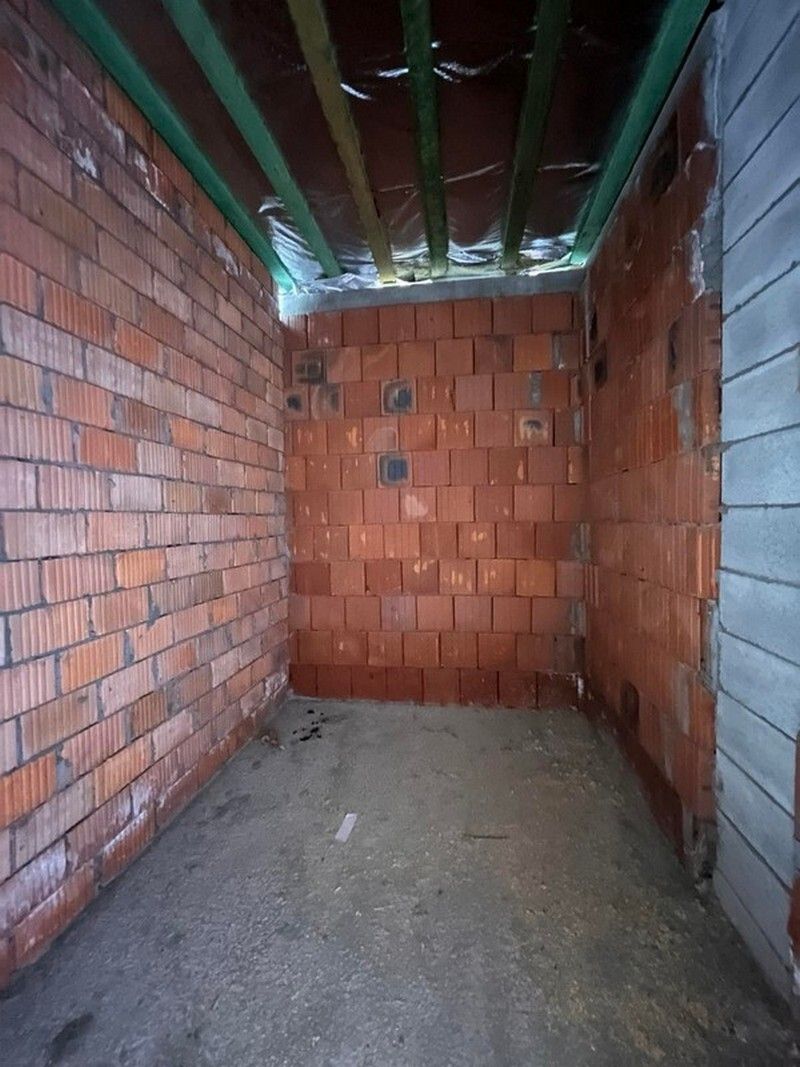 1839969130286775