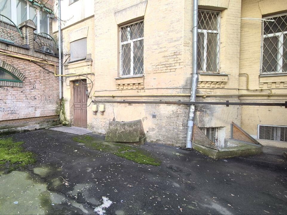 1834631292238776