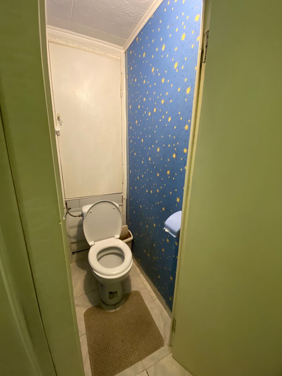 1835016576725779