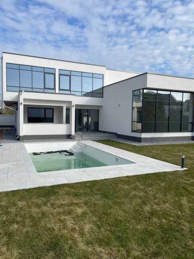 1830364567679078