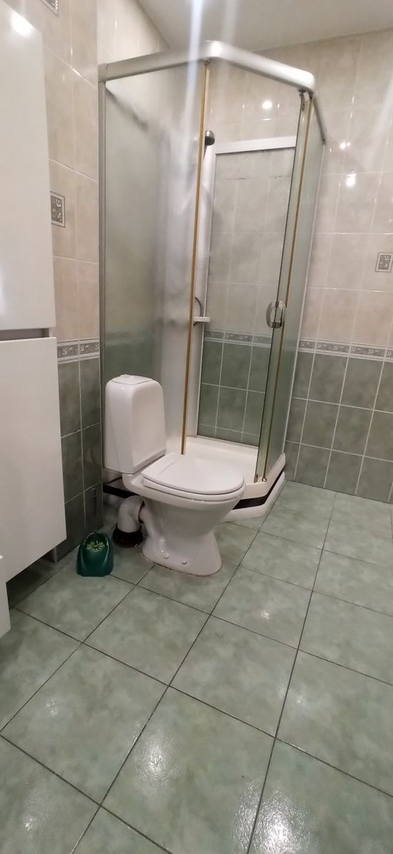 1832291502738078
