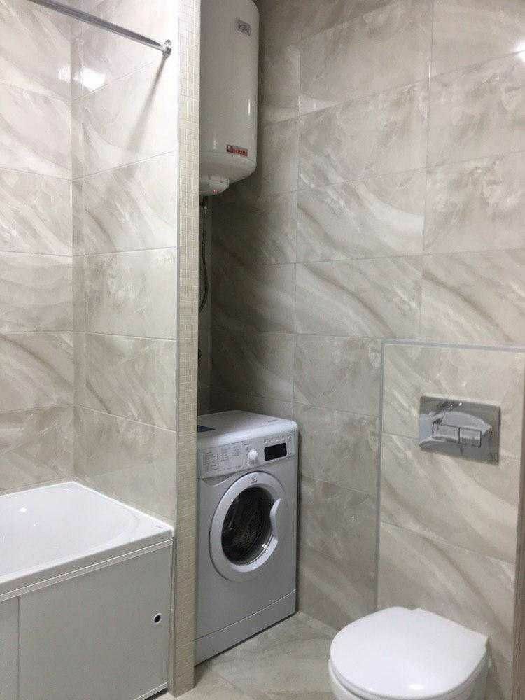 1833805088610780