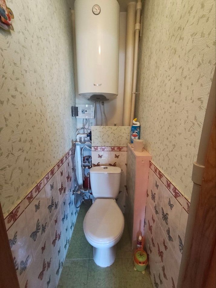 1836447381178780